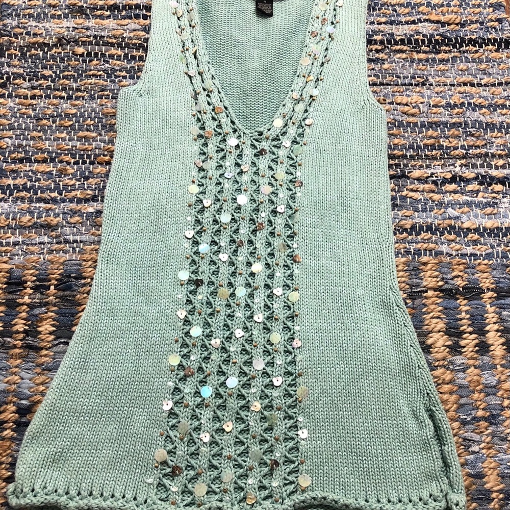 Sea green sequin woven v-neck  top